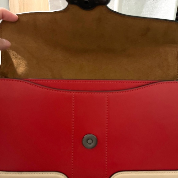 Authentic Coach Georgie Shoulder/Crossbody bag - Picture 6 of 11